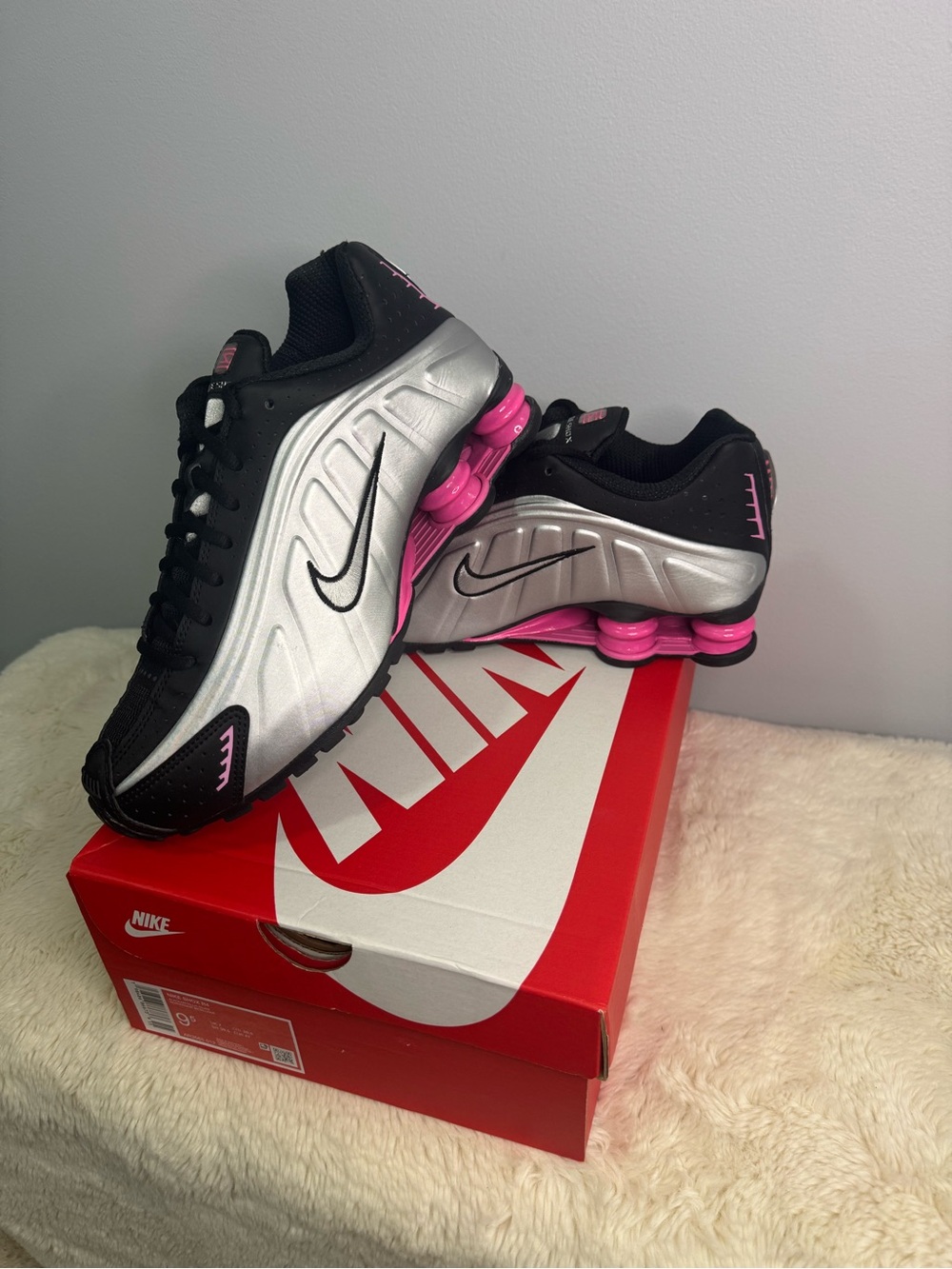 New in Box 🌷Nike Shox - Women’s Size 9.5